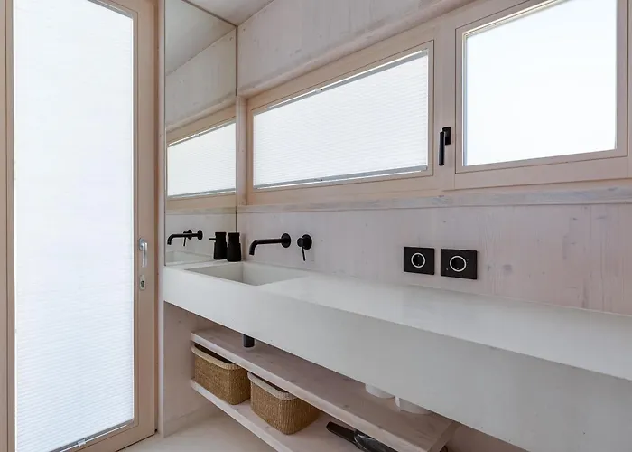 Zalo Buqez Lägenhet *