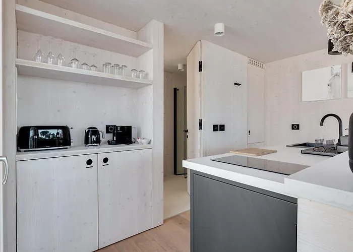 Zalo Buqez Apartman